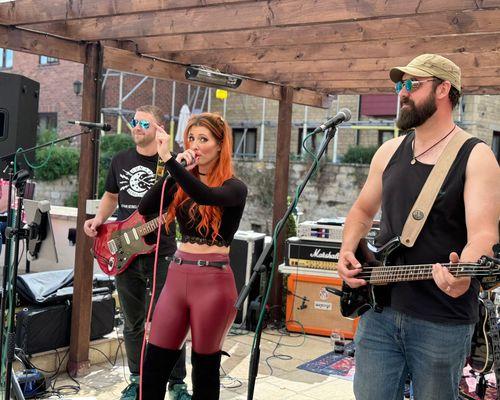 Live photo 13 from gig 2